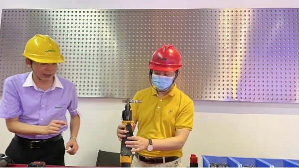 雙興集團：推進三期，拓寬市場